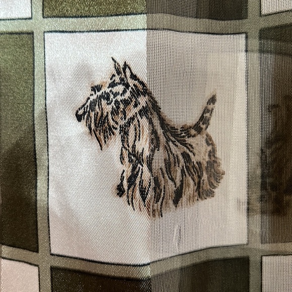 Checkered print satin feel dog puppy scarf - Picture 7 of 8